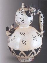 金磁州窑系白瓷点彩葫芦形倒装壶