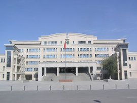 乌鲁木齐八一中学