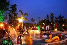 富都飘雪温泉渡假邨