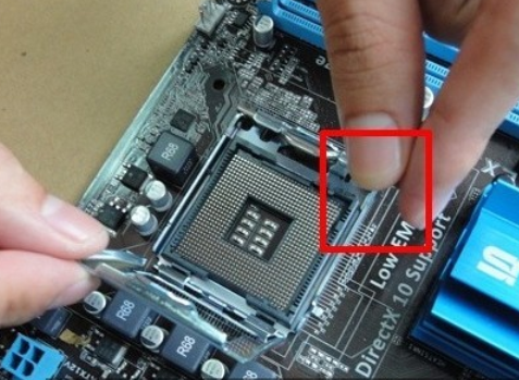 主板cpu怎么装_360问答