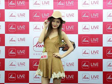 LIVE直播美女将在CJ现场直播