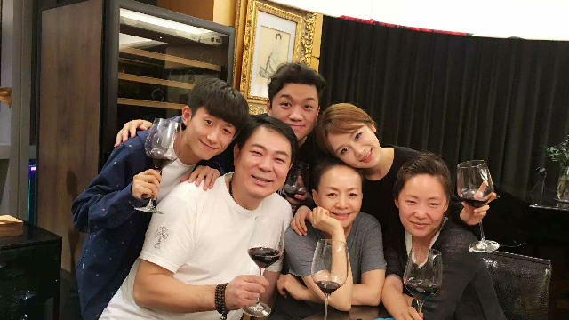 尤浩然青年发福变油腻男,曾经最可爱的小雨,怎么会变成这样