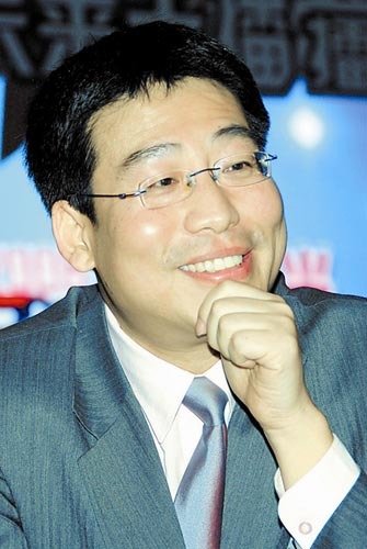 周忆军  别名  阿忆  国籍 中国 出生地 中国北京  职业 副教授,主持