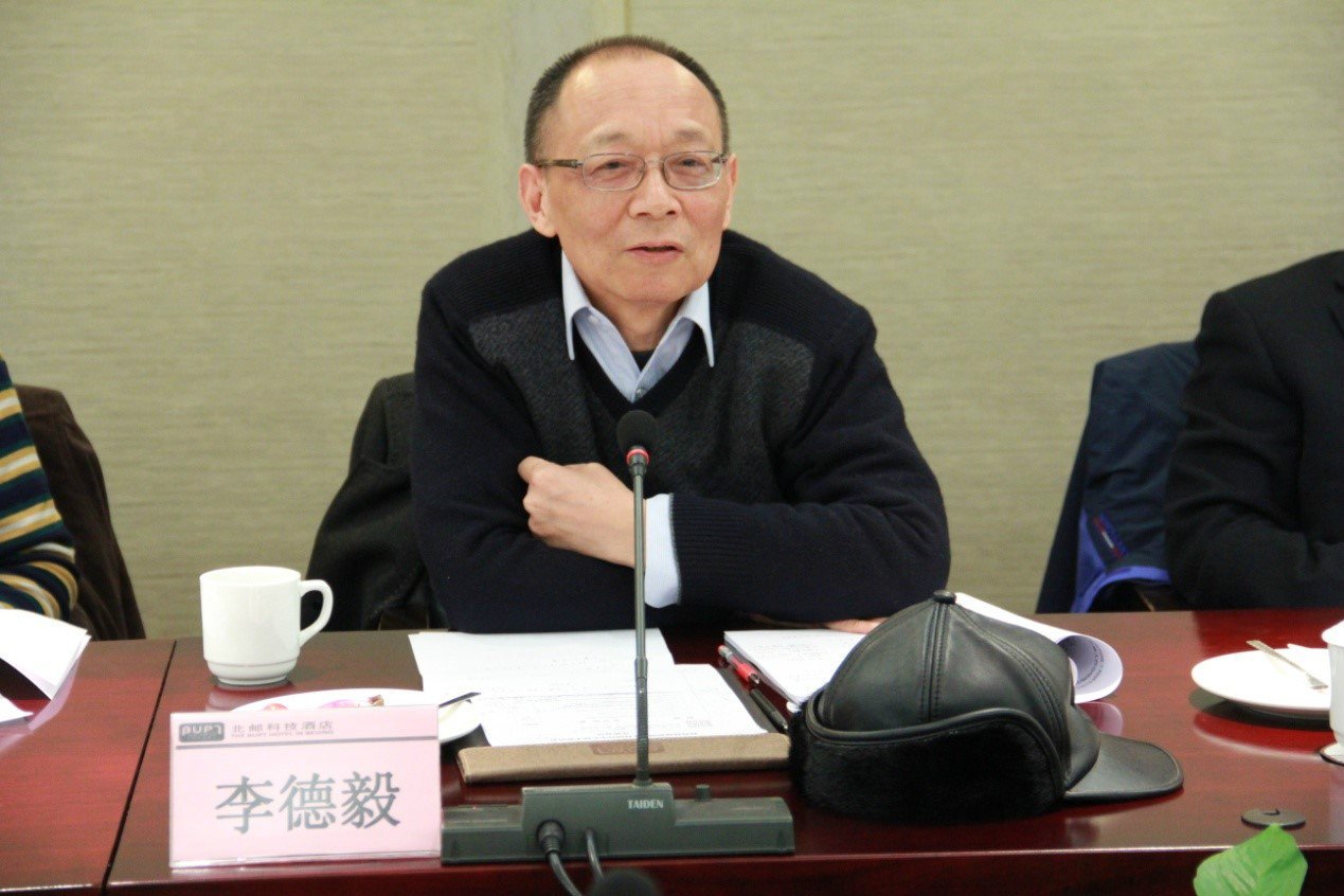 中国出生城市:毕业院校:出生日期: 1944年11月28日人物简介:李德毅